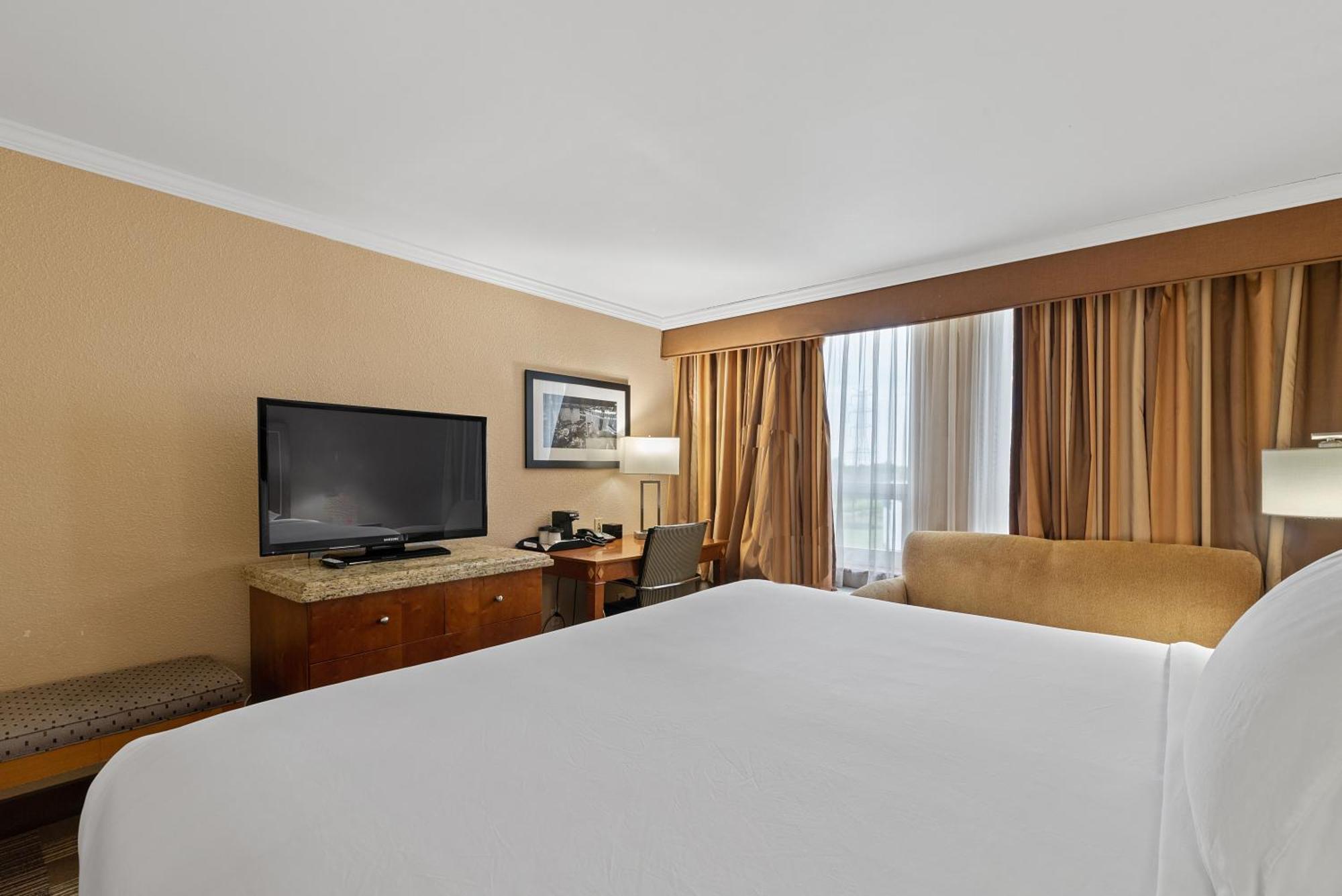 Hotel Executive Suites Картерет Екстериор снимка