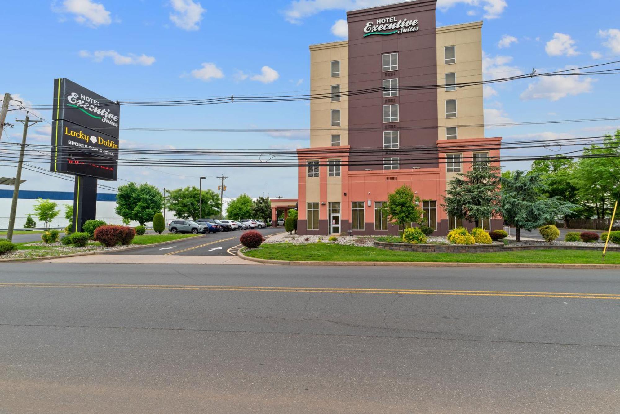 Hotel Executive Suites Картерет Екстериор снимка